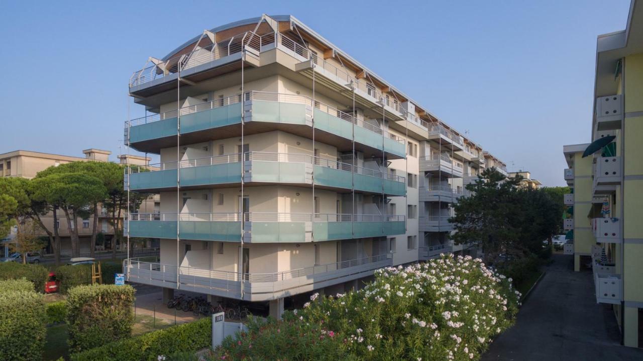 Residence Vivaldi Bibione Exterior photo
